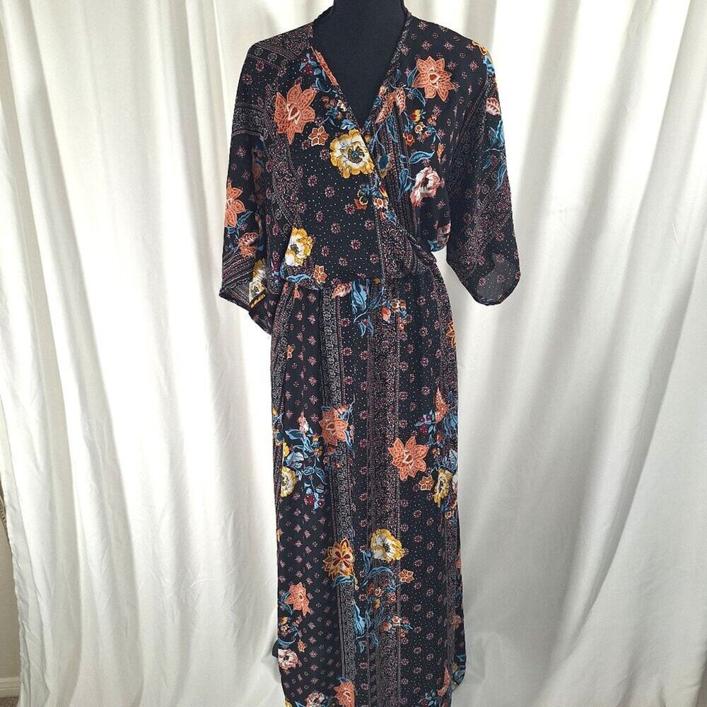 Francesca’s Miami Boho Floral Maxi Dress Size M Flowy Elastic Waist Semi-Sheer